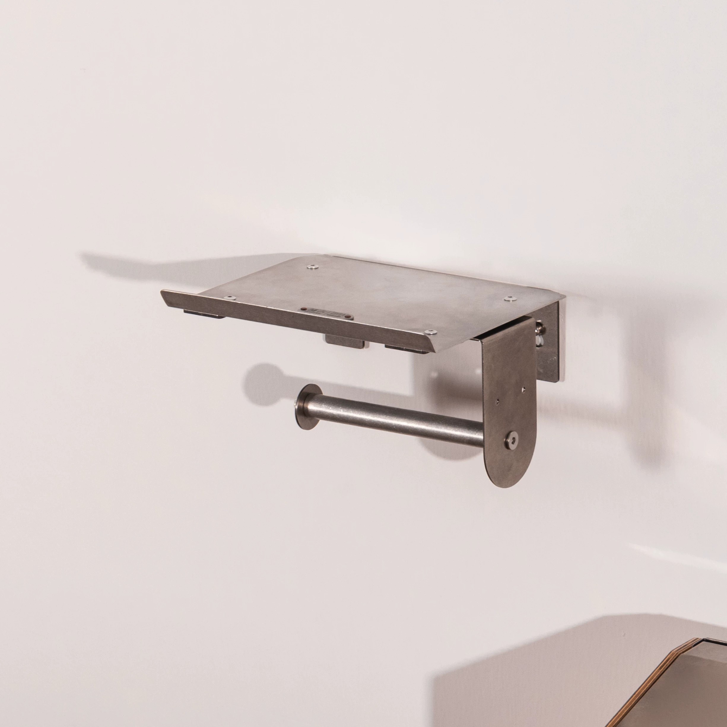 Minimalistyczny uchwyt ścienny – Home Bathroom Paper Towel Holder recenzja i cena